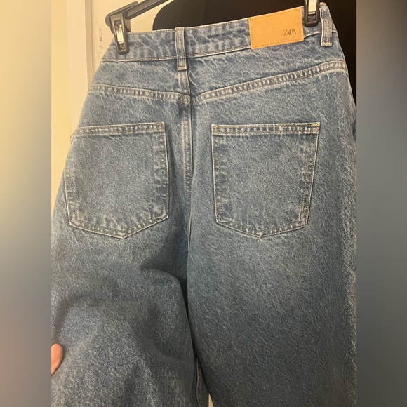 dark blue zara jeans size 38 (size 4-6 us) - Picture 2 of 3